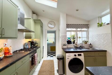 Kitchen 2
