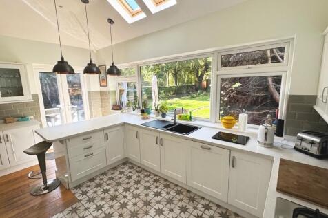 Kitchen Right