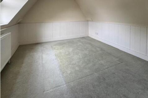 Typical Sec ond Floor bedroom