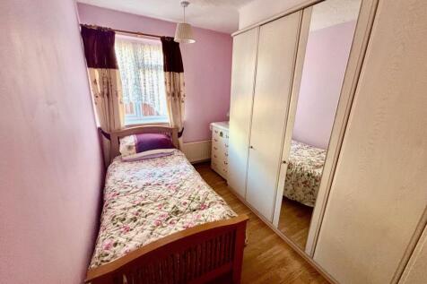 Bed 3