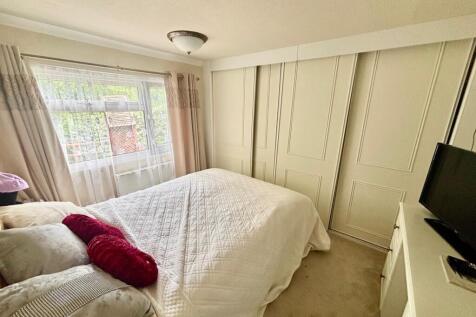 Bed 1