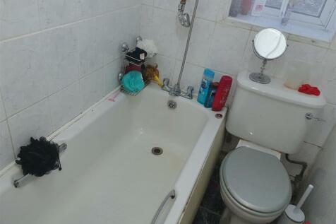 BATHROOM/WC