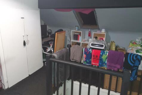 ATTIC BEDROOM