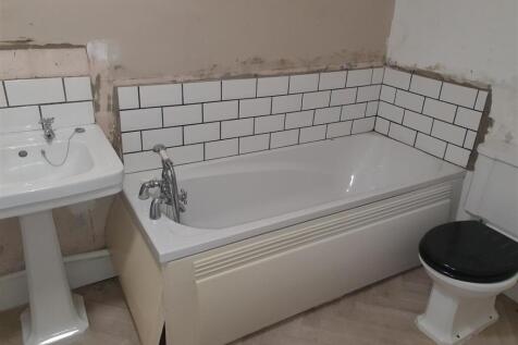 BATHROOM/W.C