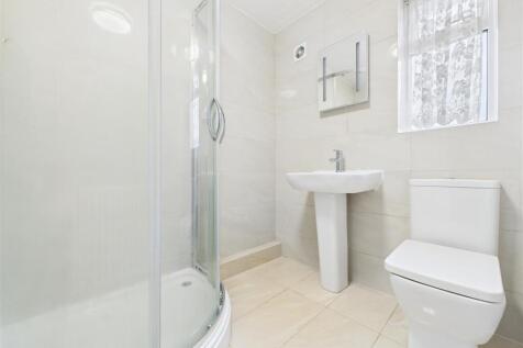 SHOWER ROOM/W.C
