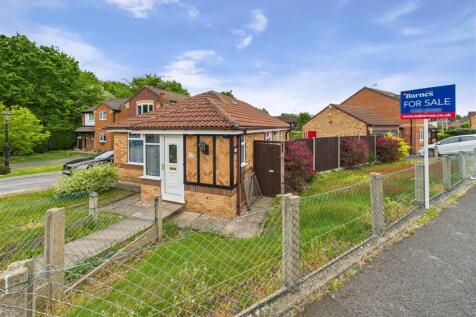 ADDITIONAL OUTSIDE PHOTOS