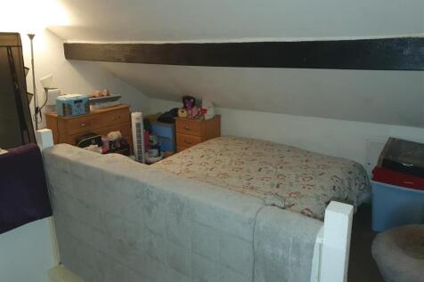 ATTIC ROOM