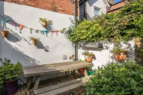 25 Abinger Place-11.jpg