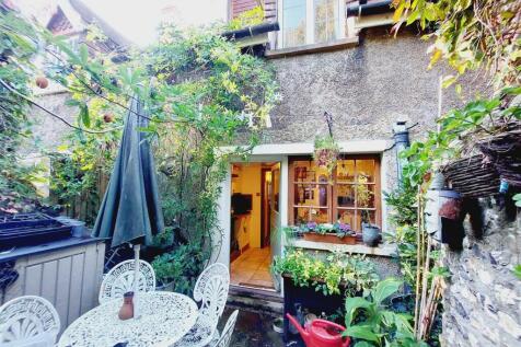 Courtyard Garden
