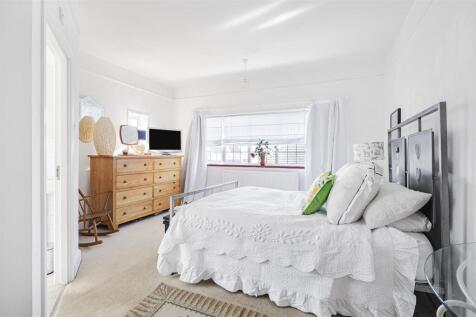 Bedroom2