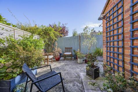 Courtyard Garden