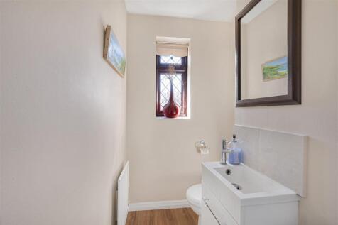 Cloakroom/WC