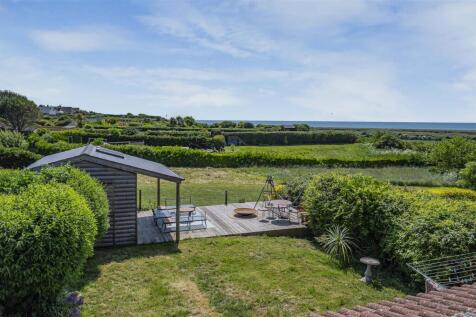 Summer House &amp; View