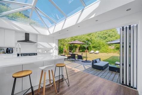 Kitchen to Garden