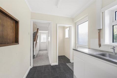 Kitchen to Hall