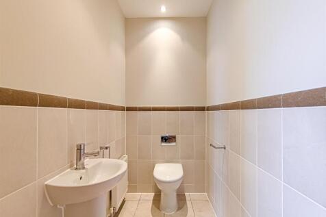Cloakroom/WC