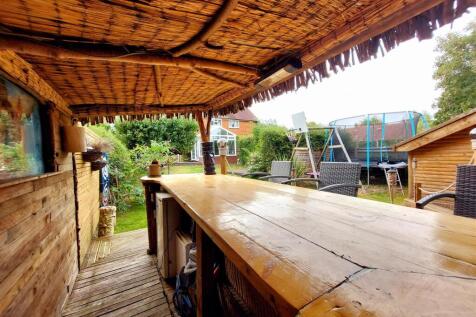 Garden Bar