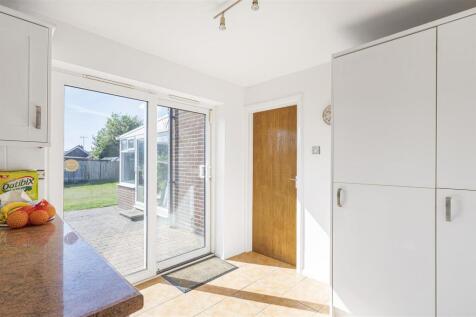 Kitchen to Garden