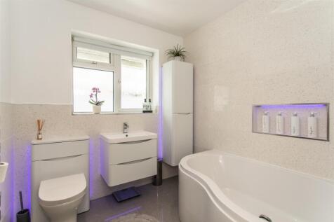 31 Claremont Road-53.jpg