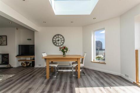 31 Claremont Road-27.jpg