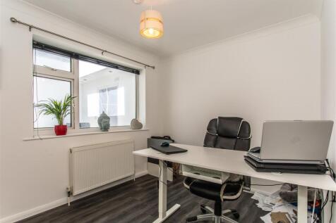 31 Claremont Road-54.jpg