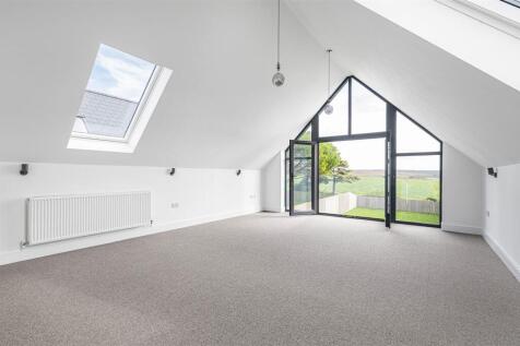 Vaulted Ceiling &amp; View