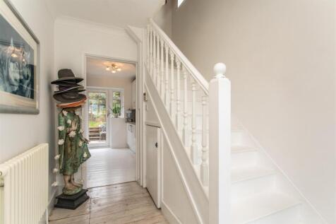 39 Goldstone Lane18.jpg