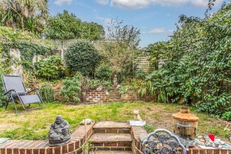 39 Goldstone Lane10.jpg