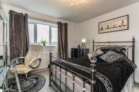 39 Goldstone Lane34.jpg