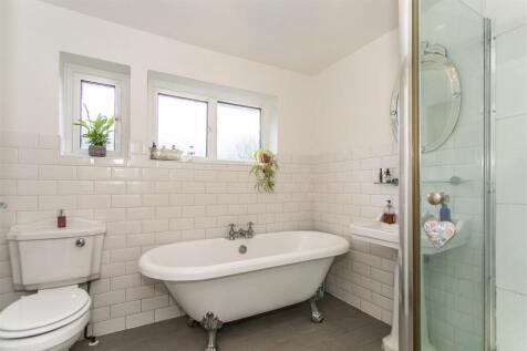 39 Goldstone Lane37.jpg