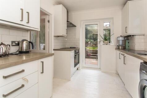 39 Goldstone Lane29.jpg