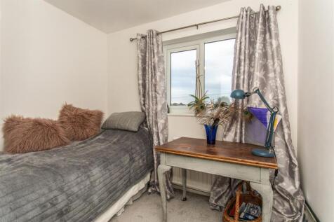 39 Goldstone Lane38.jpg