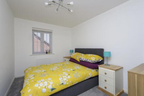 14 Kings Road, Ringmer, BN8 5FS (34).jpg