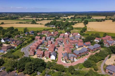 14 Kings Road, Ringmer, BN8 5FS (5).jpg