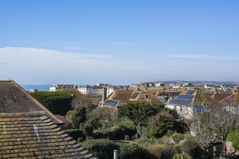 Sea &amp; Roof Top Views