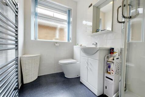 Shower Room_1.jpeg