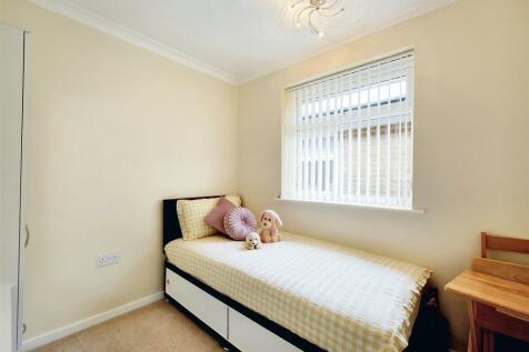 Bedroom 2_1.jpeg