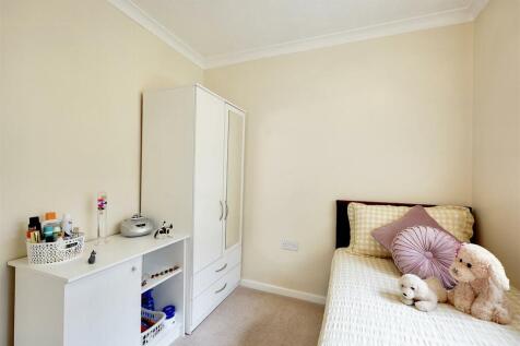 Bedroom 2_2.jpeg