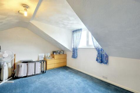 Loft Room_1.jpeg