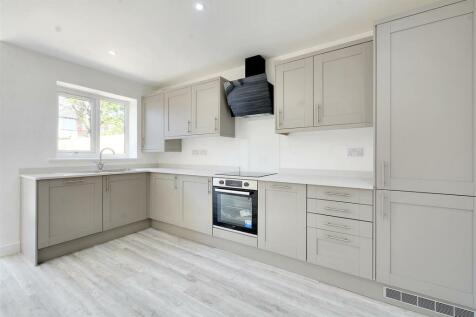 Kitchen_5.jpeg