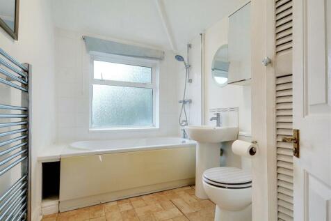 Bathroom.jpeg
