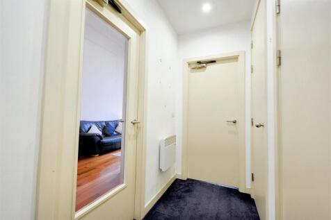 Entrance Hall.jpeg