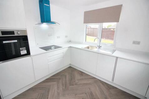 kitchen (2).jpeg