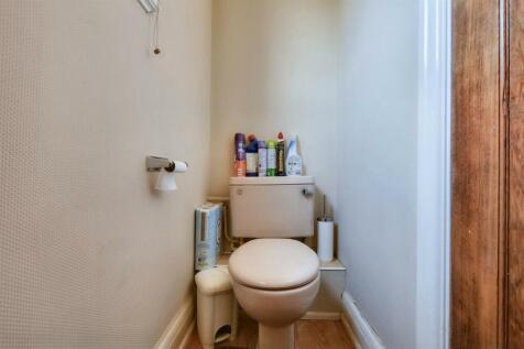 Upstairs WC.jpeg