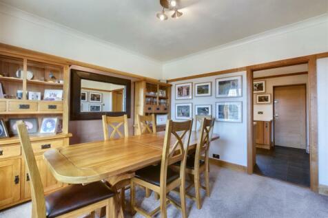 Dining Room_1.jpeg