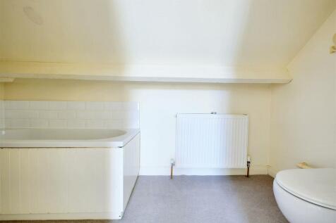Ensuite.jpeg