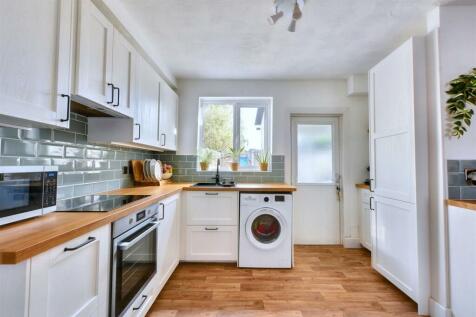 Kitchen_3.jpeg