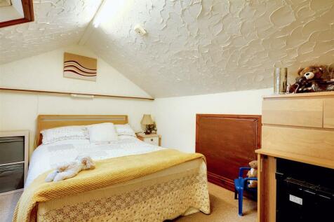 Loft Room_1.jpeg