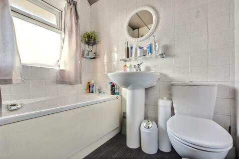 Bathroom.jpeg