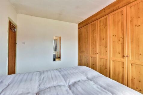 Bedroom 1_3.jpeg